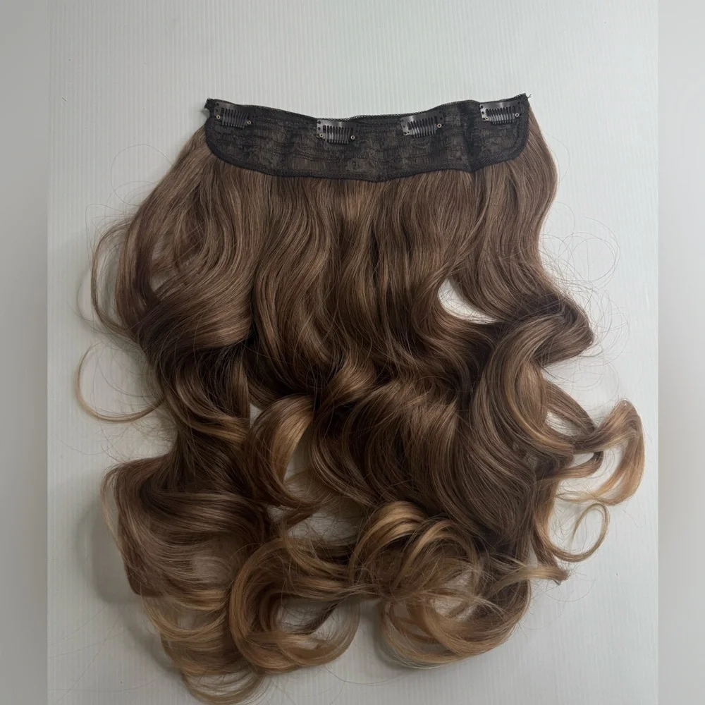 20” Human Hair Blend Clip-In Extensions – Wavy Natural Brown with Caramel Ombre